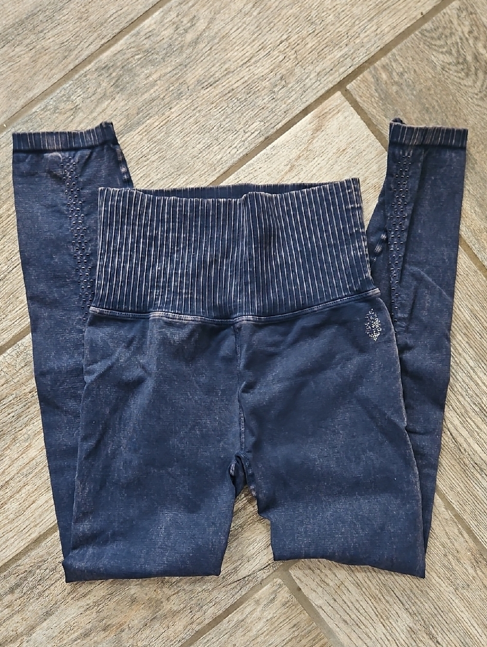 Free People Movement Good Karma High-rise  Legging Deepest Navy